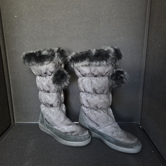 Coach Shoes - Coach Snow Boots Women's 8.5 Black Fur Trimmed